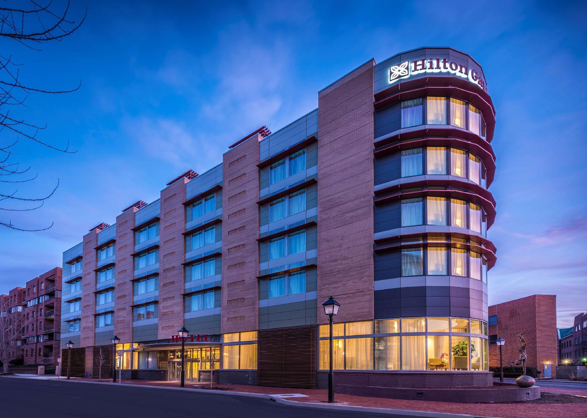 Hilton Garden Inn Alexandria Old Town National Harbor Exterior foto